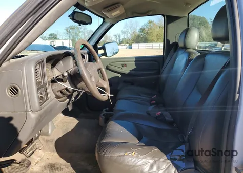 2004 GMC New Sierra C1500 from USA, damaged, VIN 1GTEC14V84Z263542